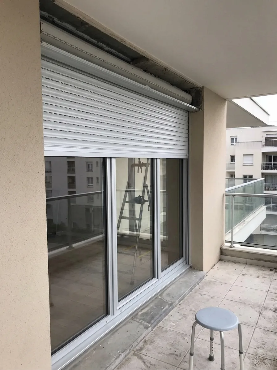 Installation de volet roulant à Marseille 11 Installation de volet roulant à Marseille 11