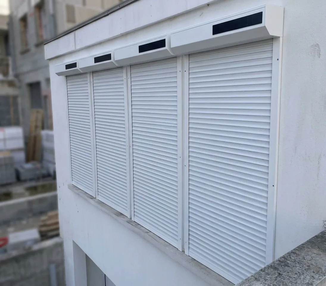 Volet roulant solaire à Marseille 11